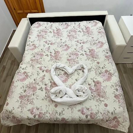 Bouganville Casa Vacanza Ambiente Climatizzato Con Wi Fi Pineto Ngoại thất bức ảnh