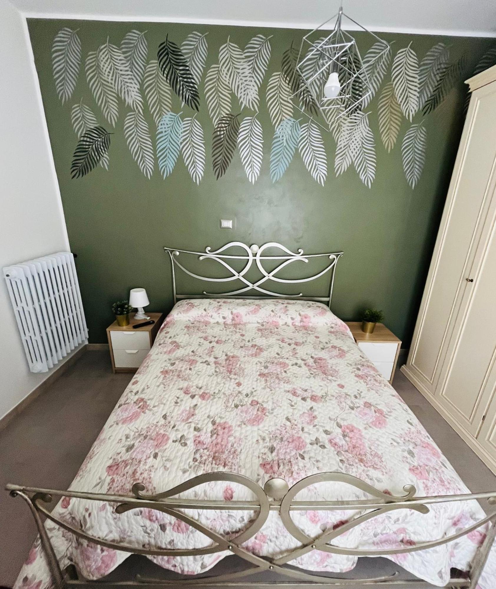 Bouganville Casa Vacanza Ambiente Climatizzato Con Wi Fi Pineto Ngoại thất bức ảnh