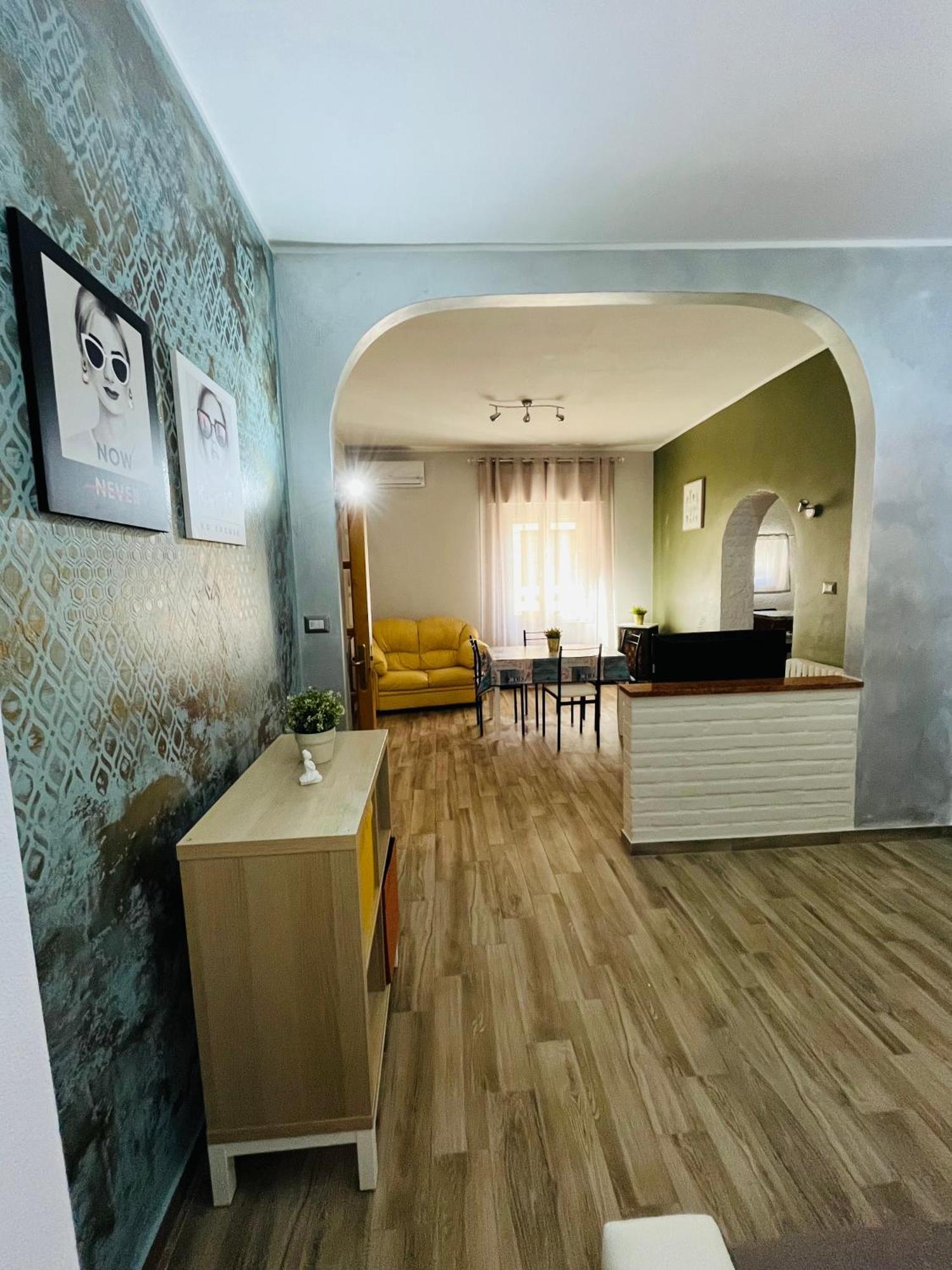 Bouganville Casa Vacanza Ambiente Climatizzato Con Wi Fi Pineto Ngoại thất bức ảnh